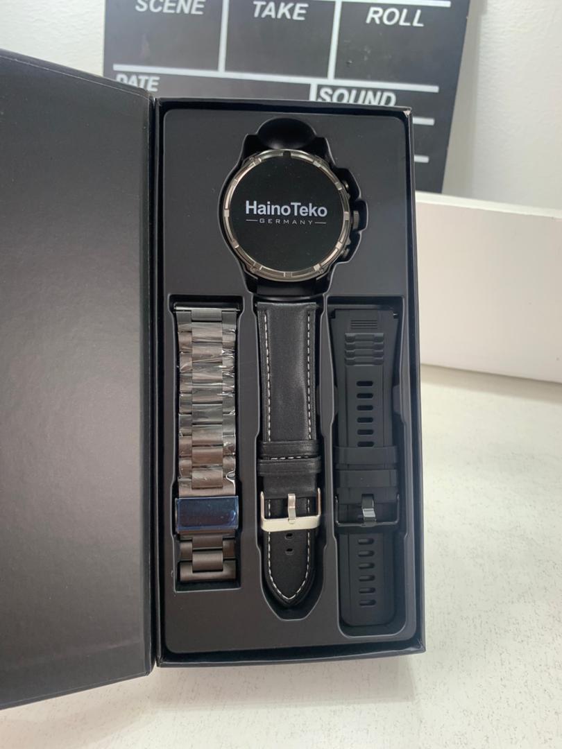 Smart Watch Haino Teko RW-60 MAX avec Lampe Torche et 3 Bracelets – ساعة ذكية أصلية